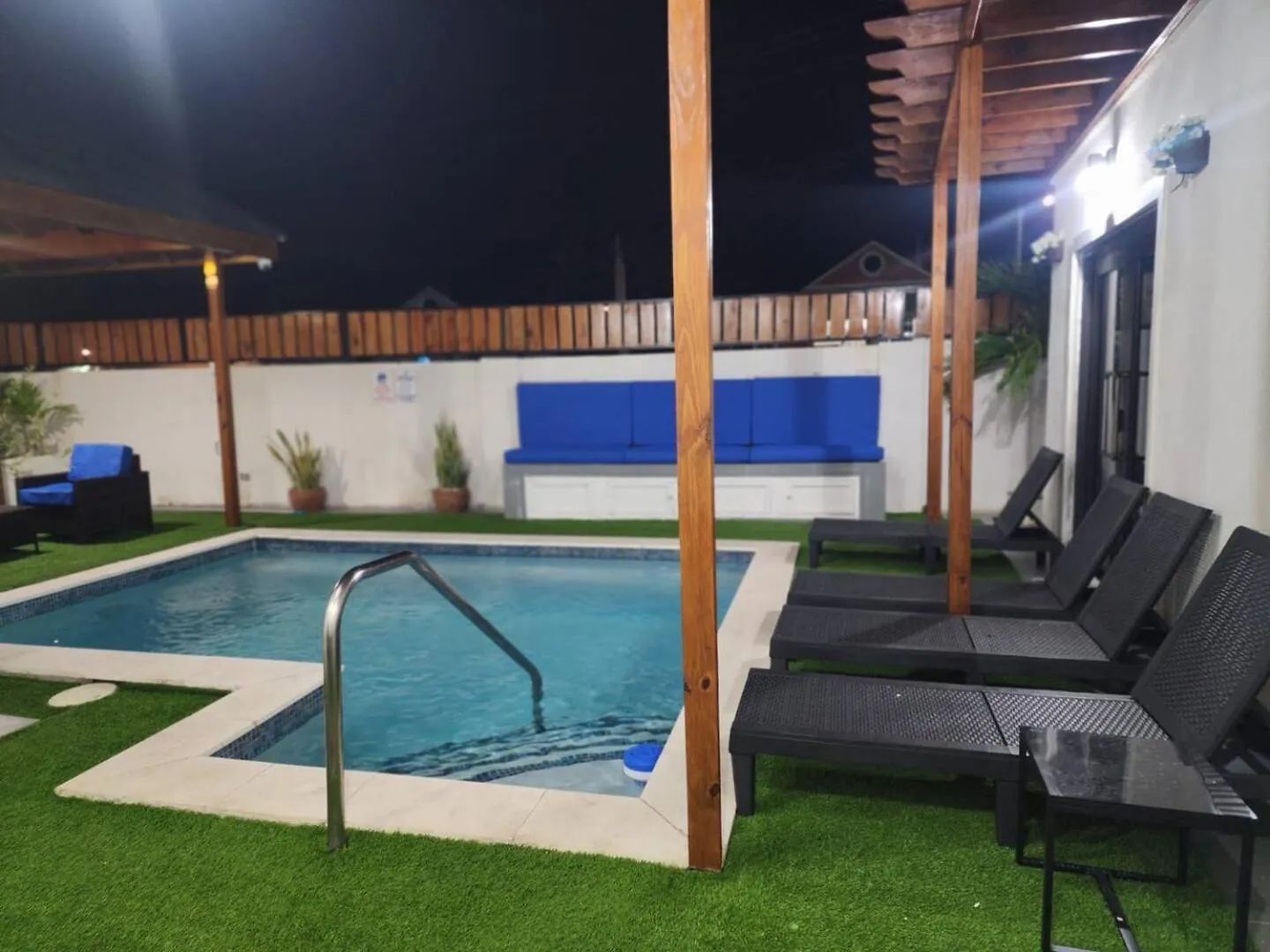Luxurious 6 Bed Villa Wown Pool بورتمور